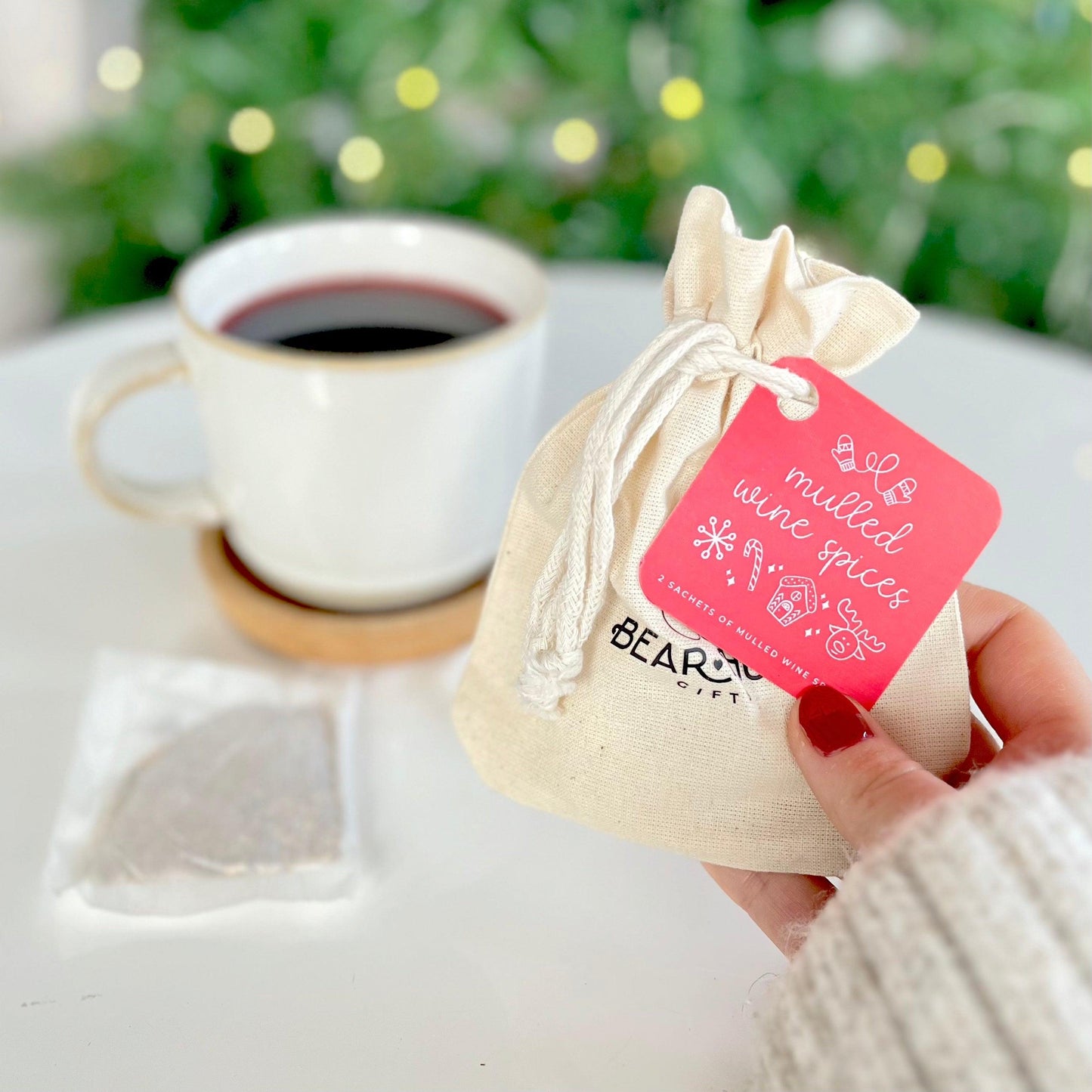 Christmas Sugar and Mulled Wine Spice Letterbox Hug in a Box - BearHugs