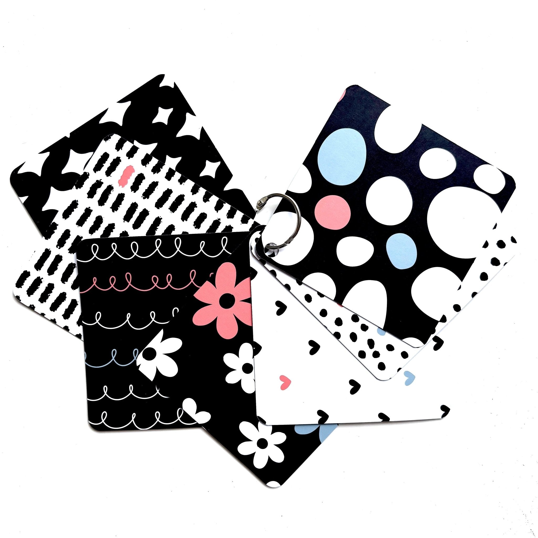Baby Sensory Black and White Flashcards - BearHugs - thinking of you gifts by post